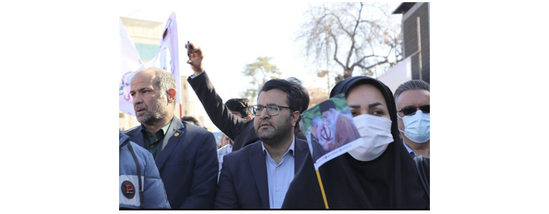حضور رییس مرکز و کارشناسان رسمی دادگستری استان فارس در راهپیمایی ۲۲ بهمن